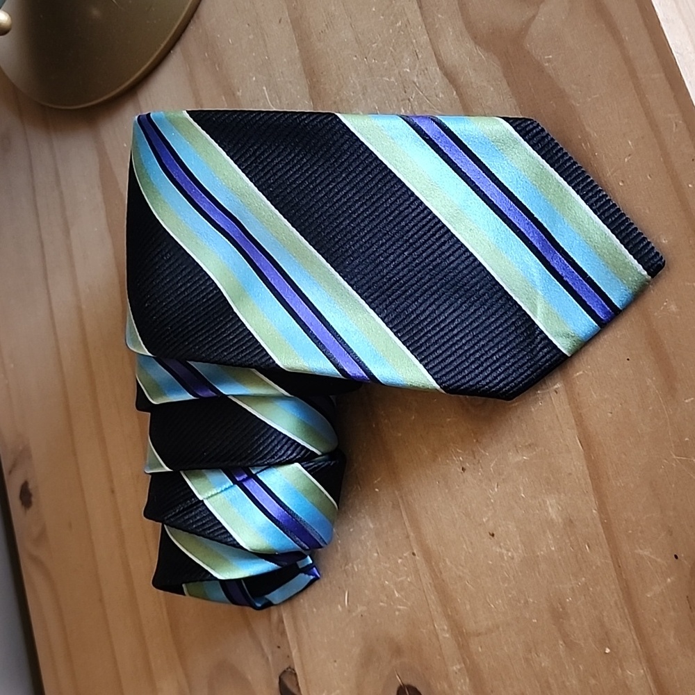 3/$40 Kolte Made in Italy striped silk necktie